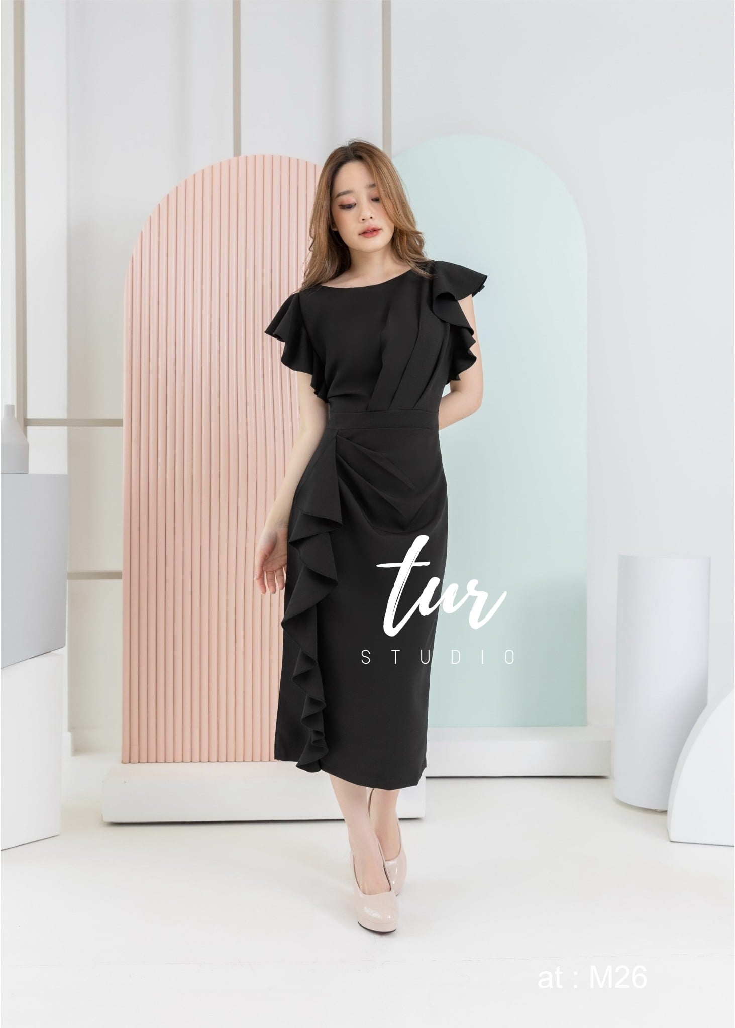 ชุดดำ เดรสสีดำทรงคุณหนู แพทเทินดี M L Xl