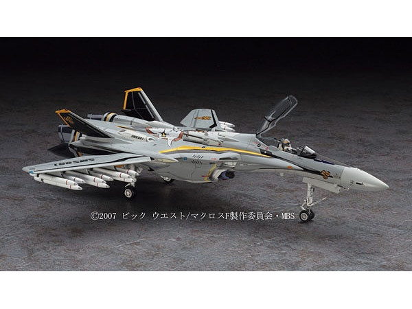 1/72 VF-25F/S Macross Frontier by Hasegawa
