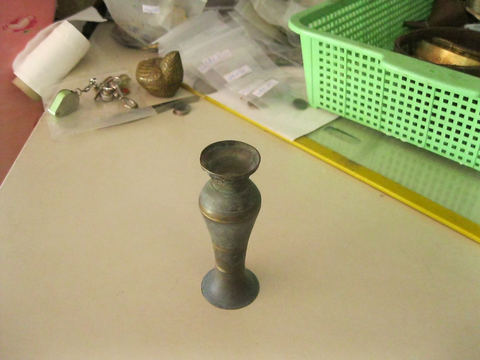 แจกันทองเหลือง (4124)