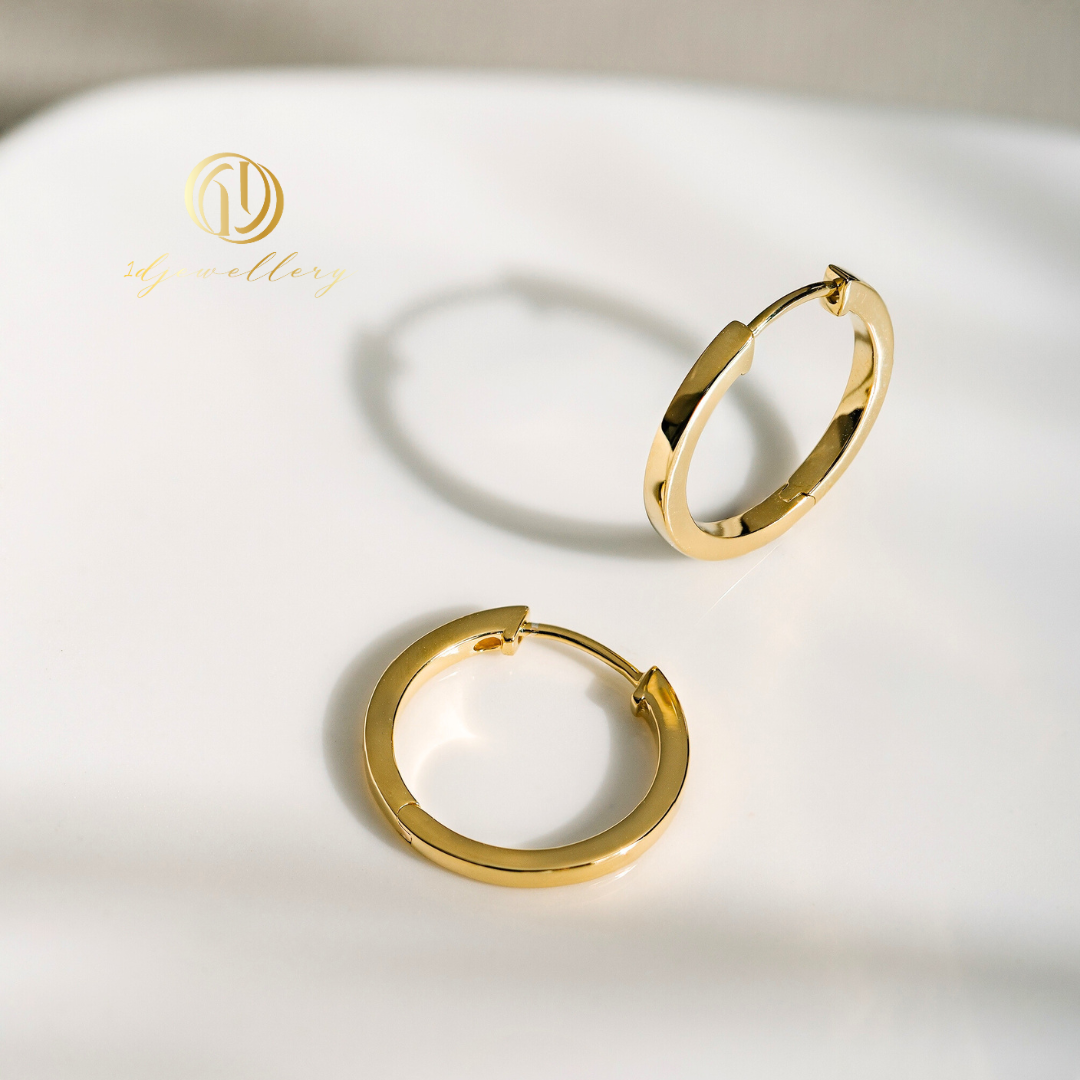 1D Jewellery ต่างหูเงินแท้ 925 ชุบโรเดียม ฝังเพชรสวิส(CZ) ✨ ต่างหูห่วงคลาสสิก ✨ ต่างหูห่วงเปรียบเสมือนวงจรแห่งความสำเร็จที่ไม่สิ้นสุด ดึงดูดสิ่งดี ๆ และเพิ่มพลังบวกในทุกวัน เสริมความมั่นใจ แบบที่คุณคู่ควร 💫