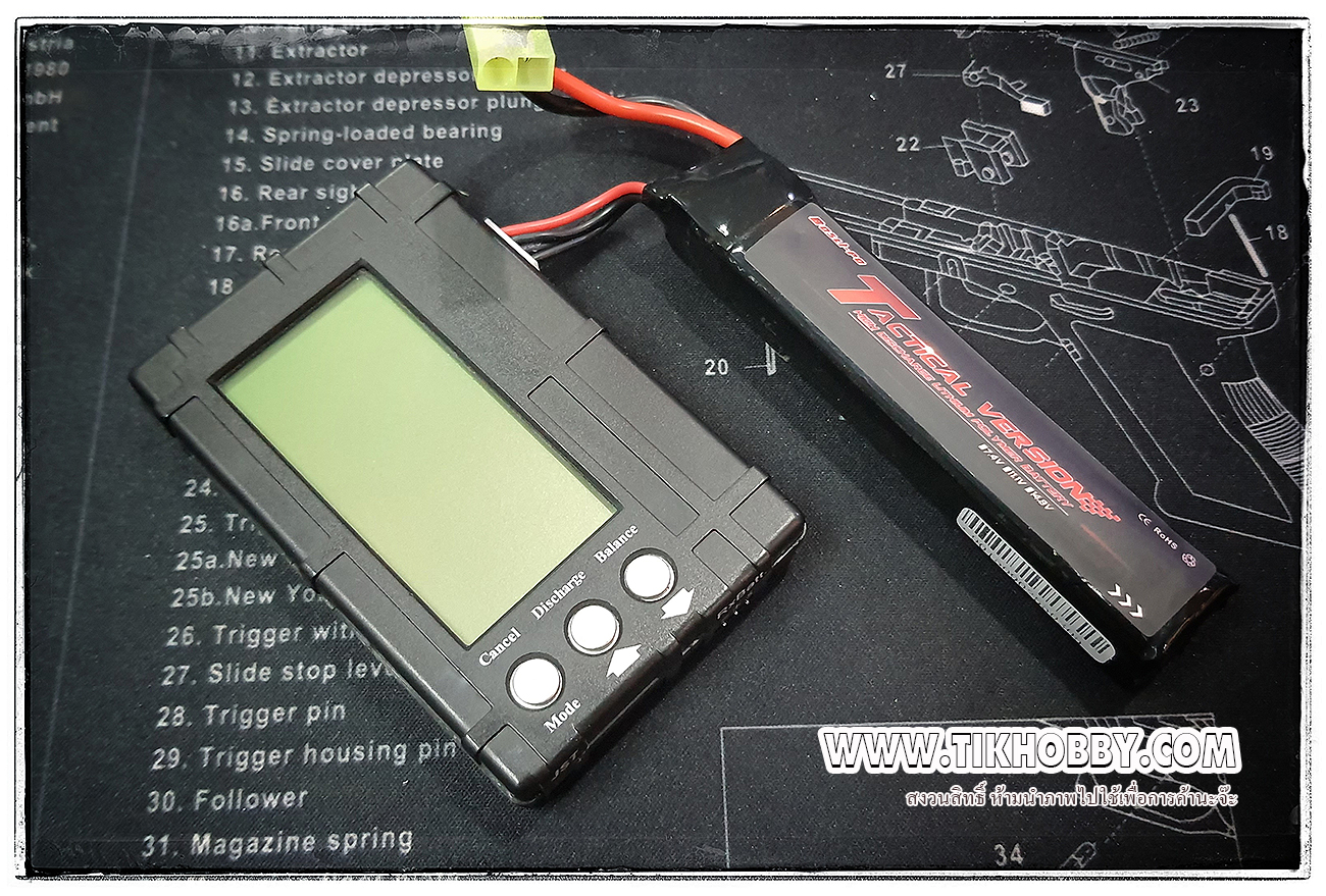 แบตใหม่ lipo 20C 11.1V 1100 Mah ไม่มีไฟใดๆ (โล่ะ) เหมาะสำหรับคนชอบผ่าพิสูจน์