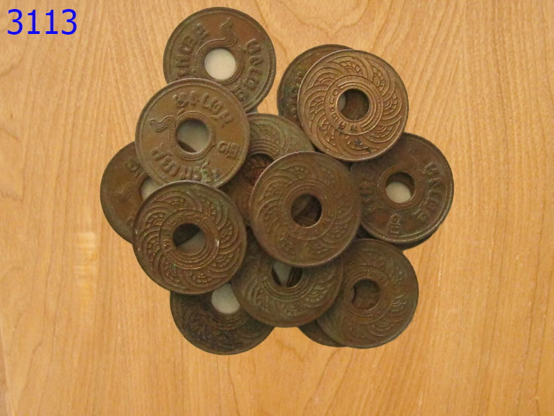 เหรียญสตางค์รูครึ่งสตางค์ พ.ศ.2480 เนื้อทองแดง (3113)