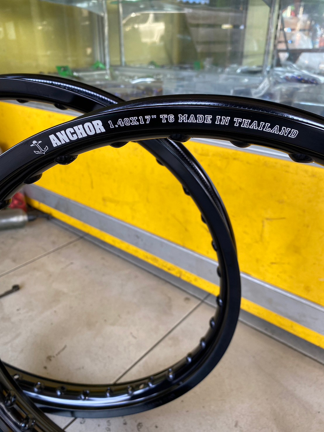 ของดีราคาพิเศษ🚚 วงล้อ Anchor (วงล้อตราสมอ) (ล้อขอบ17 ล้อมอไซ ล้อมอไซค์ ล้อมอเตอร์ไซค์ ล้อโล) มี 2 สี ให้เลือก ขอบ 17-1.4 สำหรับมอเตอร์ไซค์