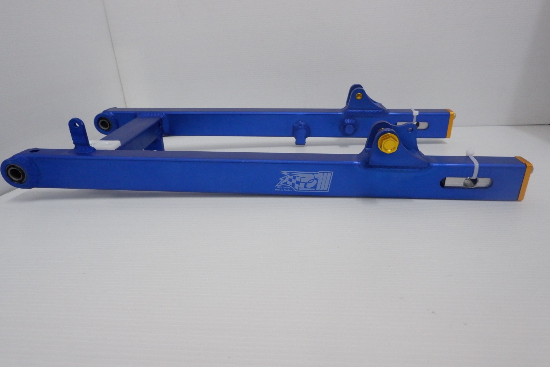 สวิงอาร์ม Podium 1 สีน้ำเงิน ความยาวเท่าเดิม (เลือกรุ่นรถด้านใน)