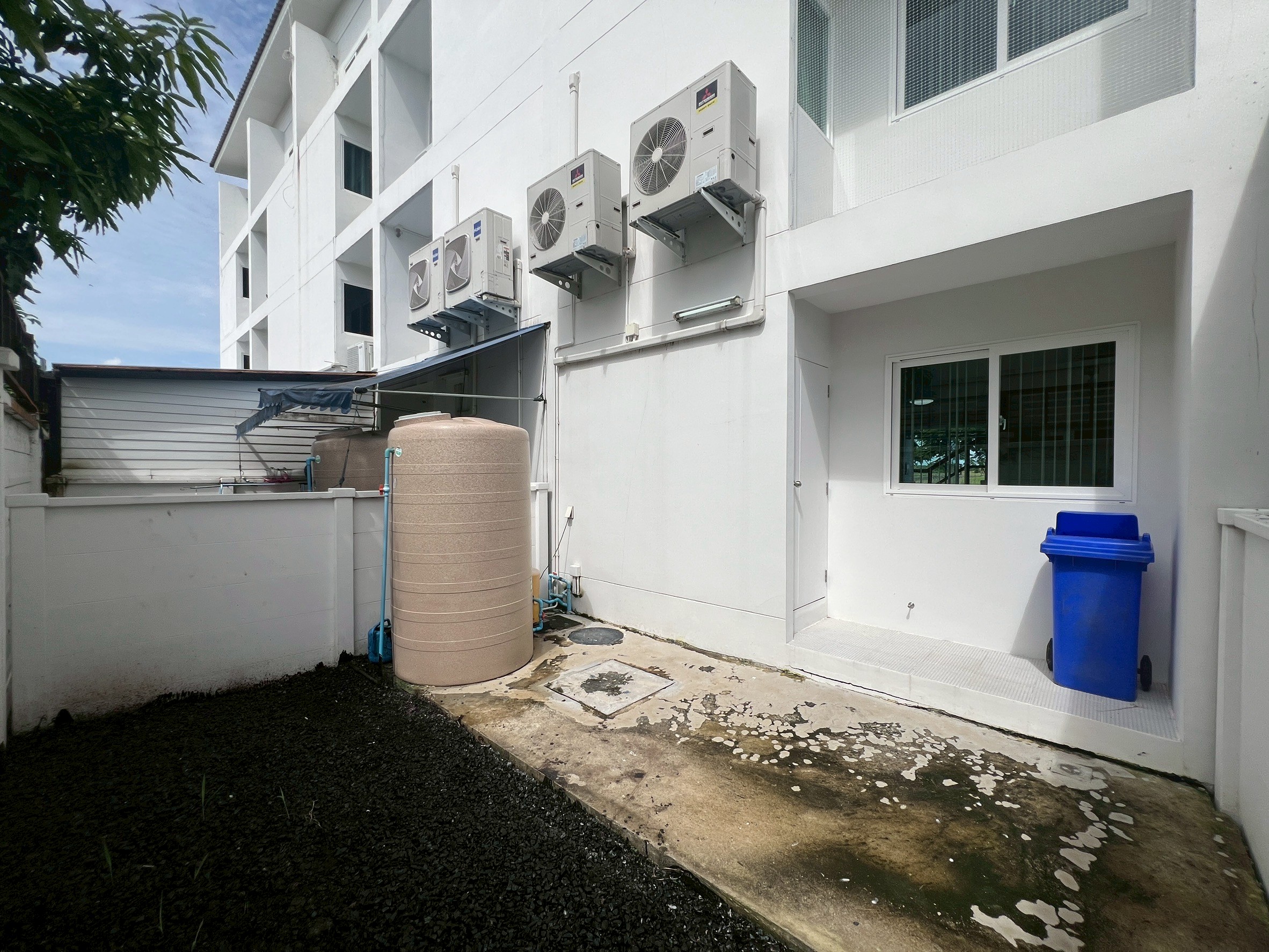 ให้เช่าบ้าน คุณาลัย เวสต์เกท ถนนบ้านกล้วย-ไทรน้อย (รหัสทรัพย์ KC212250)