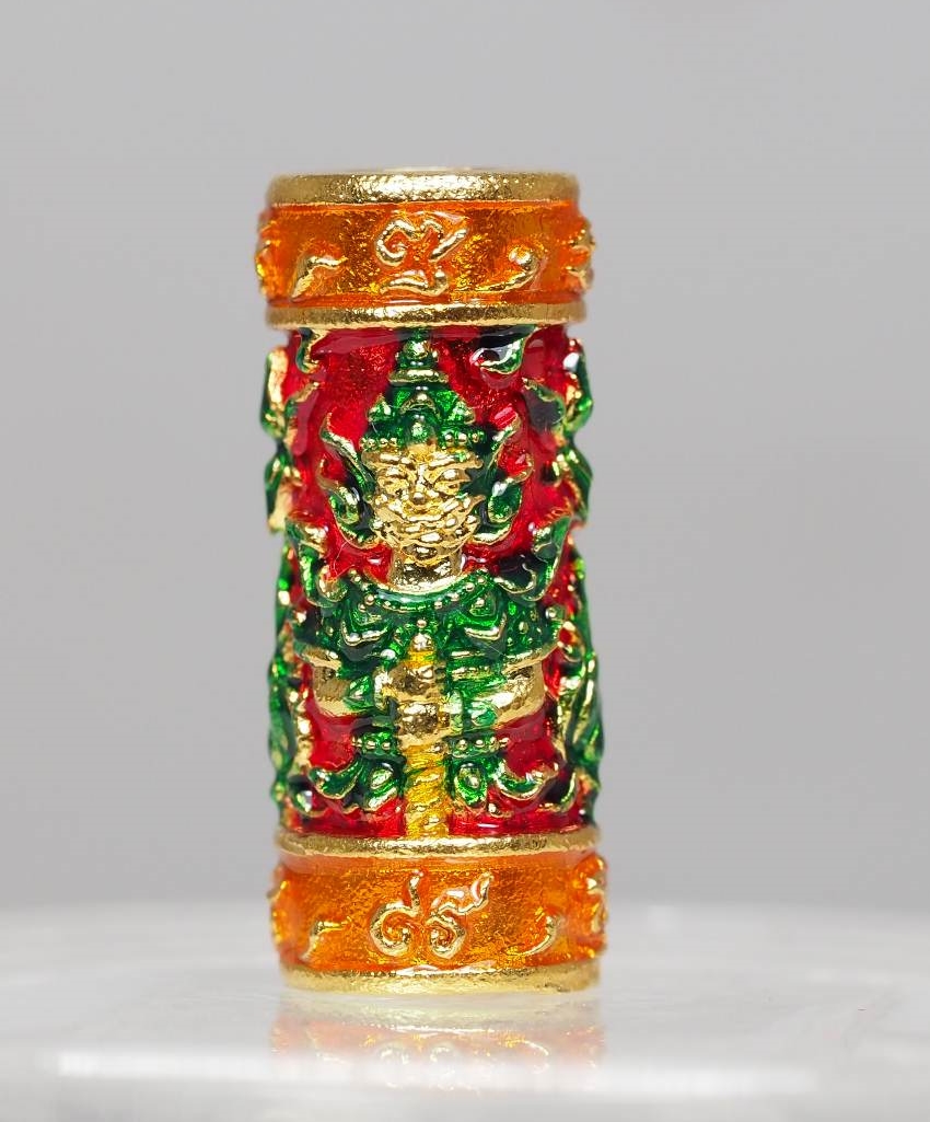 ตะกรุดท้าวเวสสุวรรณทวิพัตร์(หน้าเทวดา และ หน้ายักษ์) รุ่นเศรษฐีบูชาครู เนื้อโลหะกะไหล่ทองลงยาพื้นสีแดง