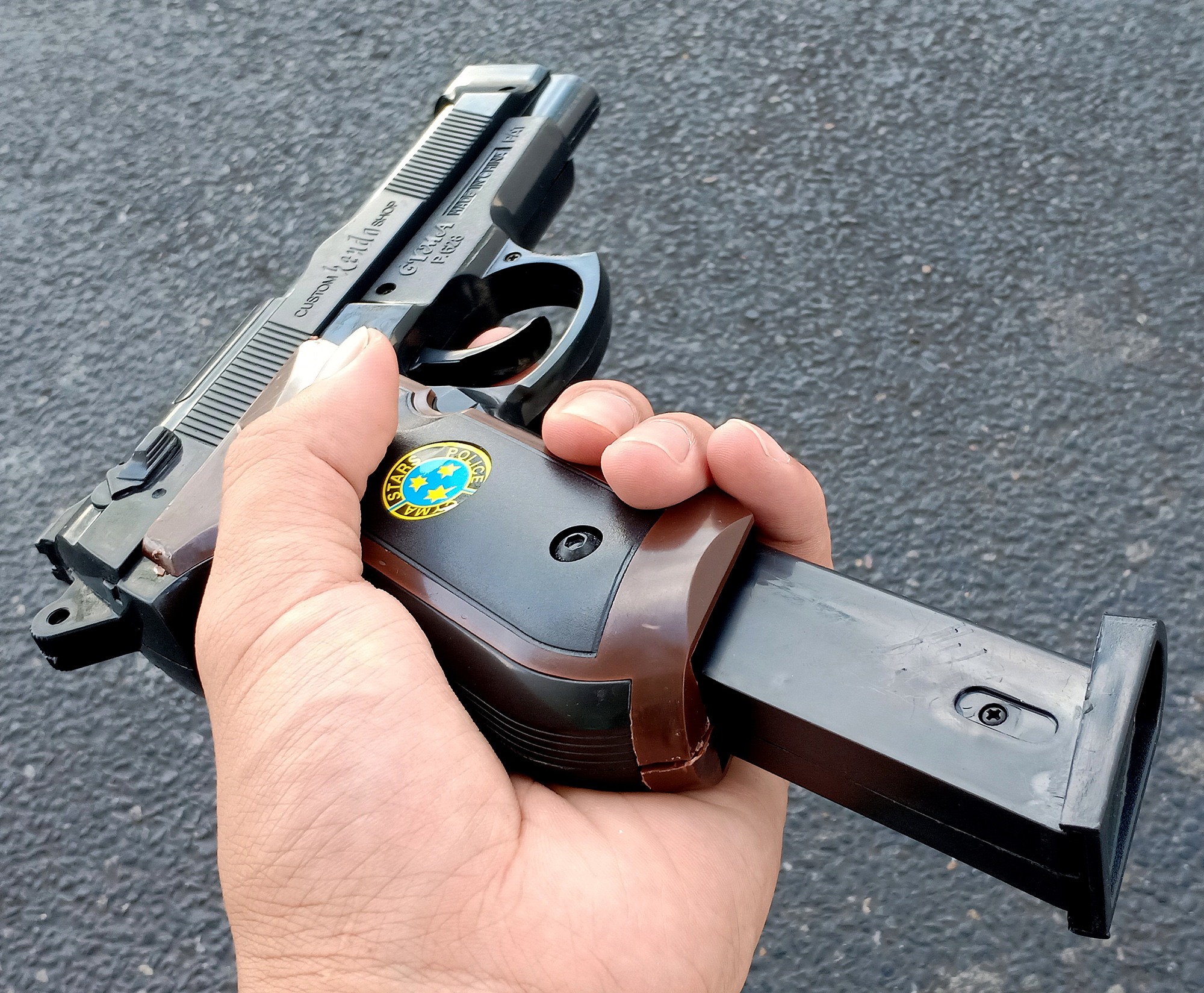 ปืนของเล่น ปืนอัดลม ทรงปืนสั้น สีดำ