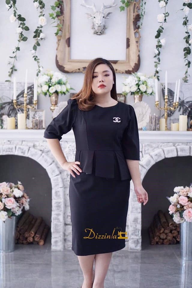 เดรสสีดำ เดรสดำระบายเฉียงรอบเอวคอลเลคชั่นสุดหรู (ได้ถึงอก 46) M-5xl