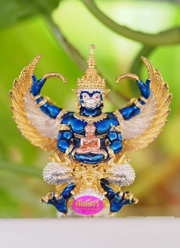 พญาครุฑ รุ่นเศรษฐีเงินไหลมา เนื้อปีกเครื่องบินลงยาราชาวดี กายฟ้าน้ำทะเล(พิมพ์ใหญ่ 4 ซม.)