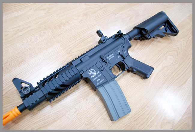 ปืนอัดลม ระบบไฟฟ้า M4 Compact Seal (รหัส AR13M) งานCA ฮ่องกง