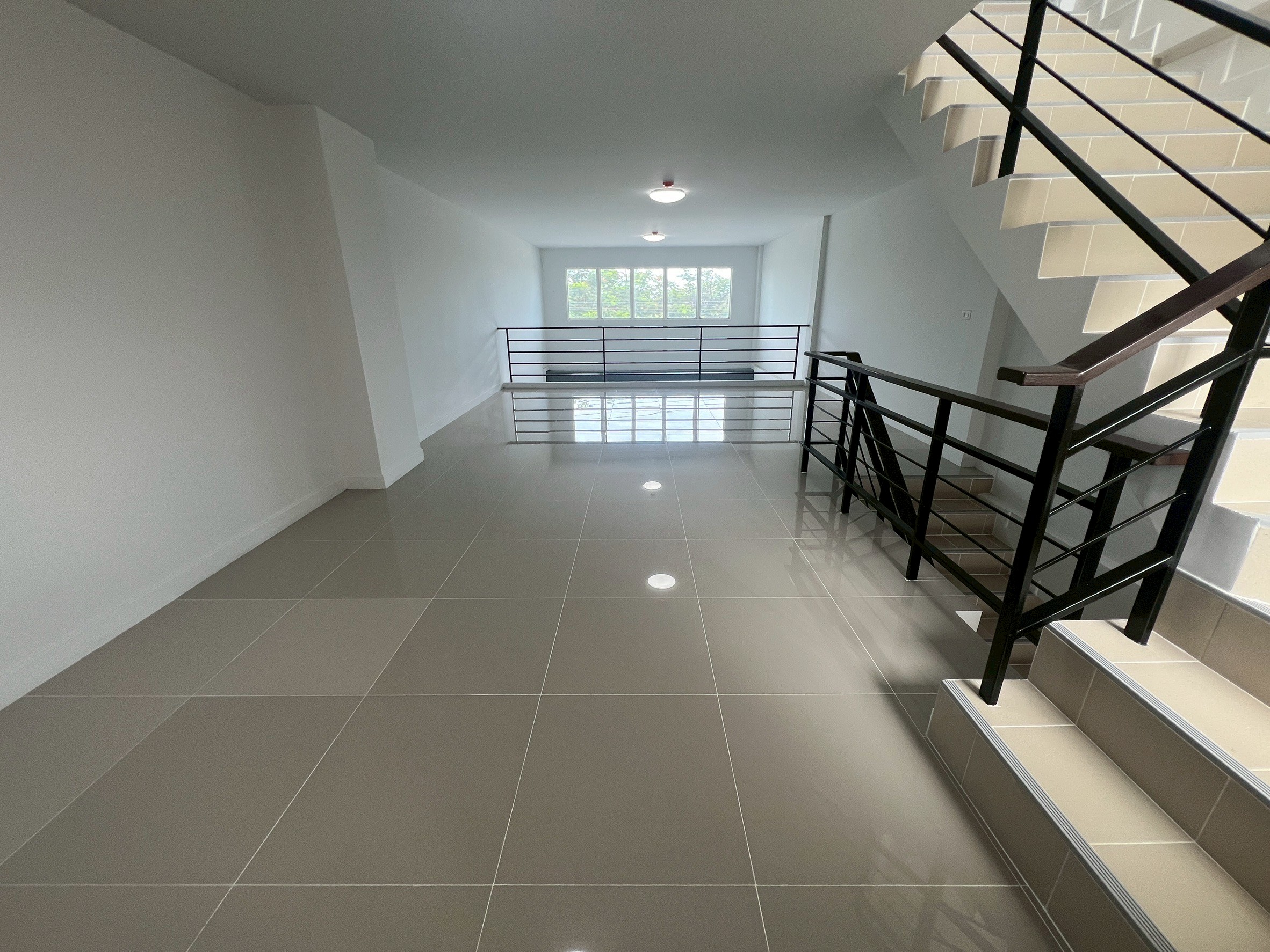 ให้เช่าบ้าน คุณาลัย เวสต์เกท ถนนบ้านกล้วย-ไทรน้อย (รหัสทรัพย์ KC212250)