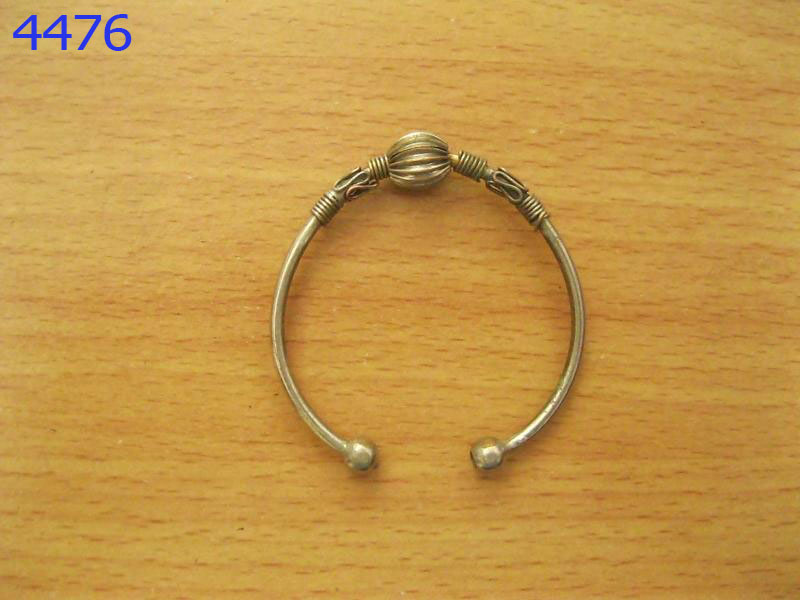 กำไลเกลียวกลาง (4476)