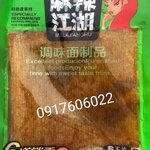 麻辣江湖 辣条 ล่าเถียวซองเขียว ล่าเถียวห่อสีเขียว ล่าเถียวแผ่น ขนมล่าเถียว ขนมเต้าหู้ปรุงรส ล่าเถียวอร่อย ล่าเถียวแผ่นบาง ล่าเถียวแผ่น ของกินเล่นจีน ขนมอร่อย ของกินเล่นคนจีน ขนมจากจีน ขนมเสฉวน