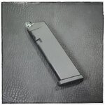 แม๊กสำหรับปืนแก๊สโบลว์แบล็ค Glock17 18 19X E&C สีดำ ความจุ 22 นัด