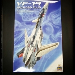 เครื่องบินรบ YF-19 Macross Plus 1:48 จากHasegawa