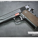 ปืนระบบแก๊สทั่วไป รุ่น 1911สีดำ มาร์คกิ้งร่องลึก สวยงามมากจาก CyberGun