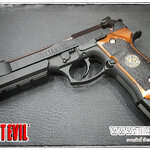 BB gun รุ่น M92 Samurai Edge Barry Burton Model จากเกมส์ BioHazard สไลด์เหล็ก สีดำ จากใต้หวัน WE