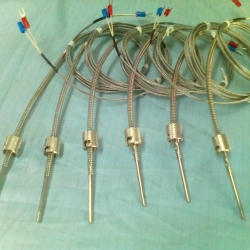 THERMOCOUPLE / RTD PT 100