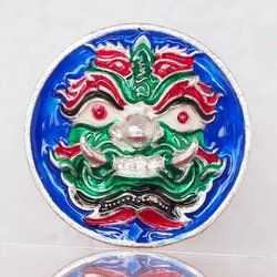 เหรียญหล่อท้าวเวสสุวรรณ รุ่นเศรษฐีบูชาครู เนื้อโลหะกะไหล่เงินลงยา สีน้ำเงิน