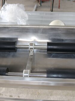 เครื่องล้างถังภายนอกขนาด20ลิตรรุ่น2หัวแบบใช้มือล้าง (Semi‑Automatic External Brusher)