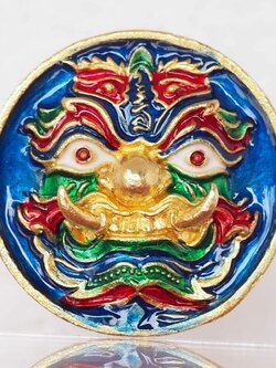 เหรียญหล่อท้าวเวสสุวรรณ รุ่นเศรษฐีบูชาครู เนื้อทองระฆํงลงยา สีีน้ำเงิน