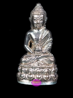 พระกริ่งบรมวงศ์ รุ่นแรก เนื้อนวโลหะแก่เงินก้นเงิน พระมหาเป็นหนึ่ง วัดบรมวงศ์อิศวรารามวรวิหาร จ.อยุธยา