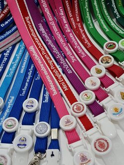 สายคล้องโรงเรียนสกรีนนูน