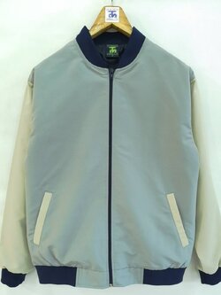 Baseball Jacket 6404 เสื้อแจ็คเก็ตสีเทาอ่อนแขนสีครีมสไตล์เบสบอล