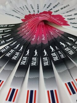 สายคล้องสอดสี