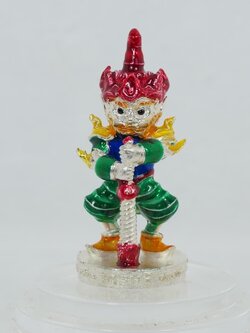 ท้าวเวสสุวรรณ รุ่น เศรษฐีเงินล้าน ขนาดสูง 3.5 ซม. เนื้อโลหะกะไหล่เงินลงยา5สีเต็มองค์ กางเกงสีเขียว หลวงพ่อเงิน วัดบ้านอ้อ จ.นครราชสีมา