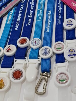 สายคล้องนักเรียน