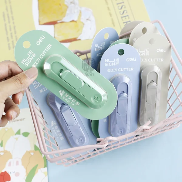 Deli คัตเตอร์ คัตเตอร์มินิ ใบมีดดำ / ใบมีดขาว (1อัน) image 2 Deli คัตเตอร์ คัตเตอร์มินิ ใบมีดดำ / ใบมีดขาว (1อัน) image 2